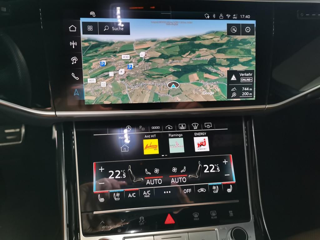 Audi S8