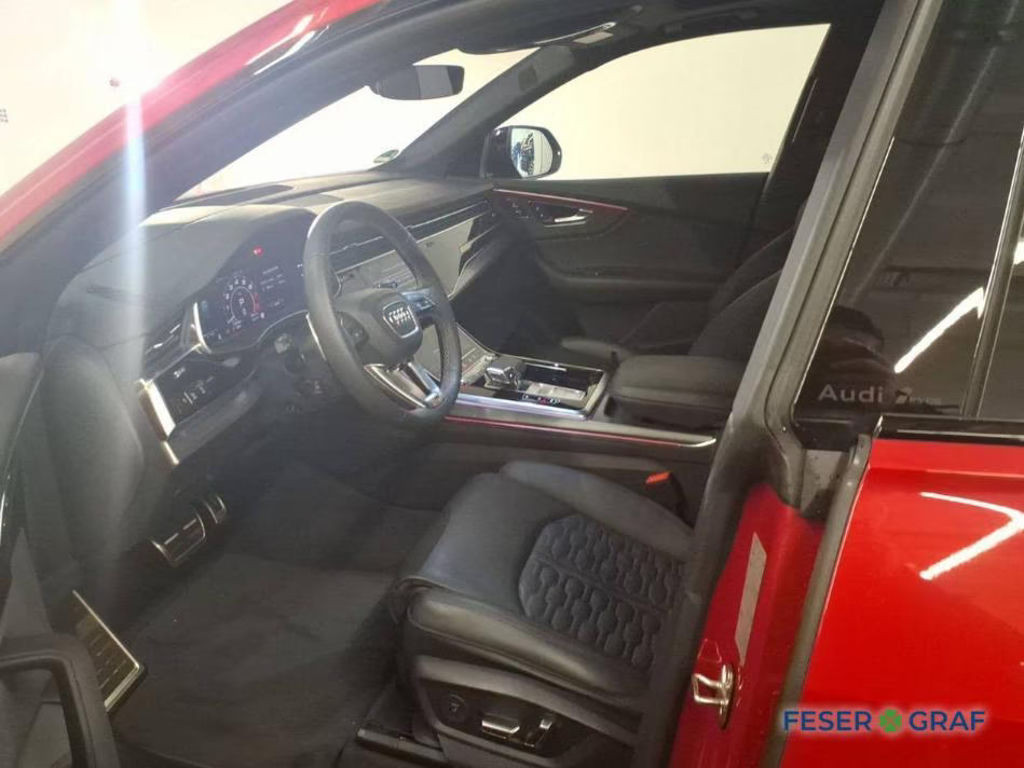 Audi RS Q8