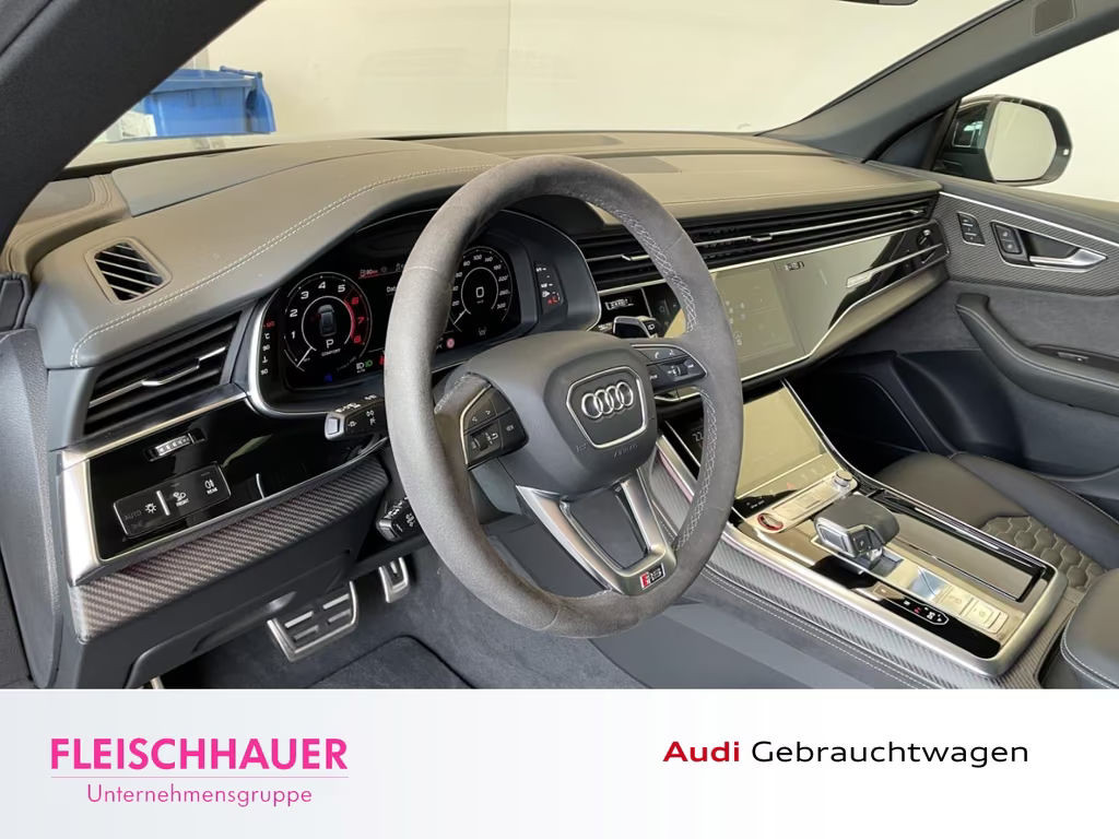 Audi RS Q8