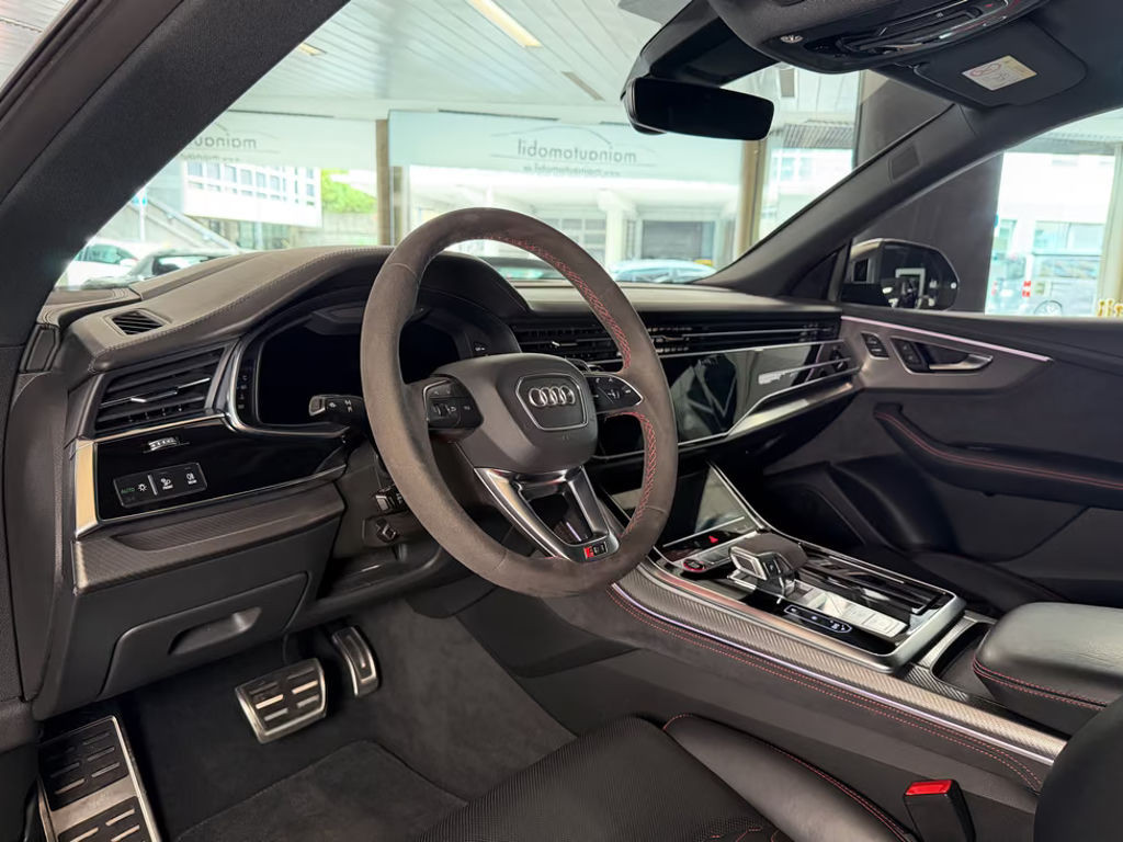Audi RS Q8