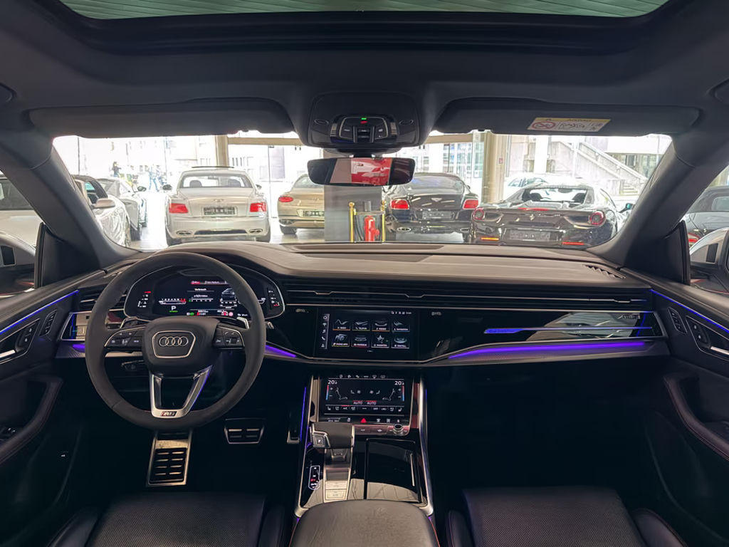 Audi RS Q8