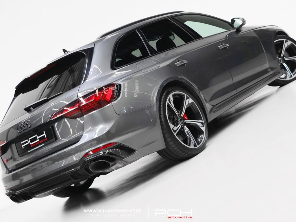 Audi RS4