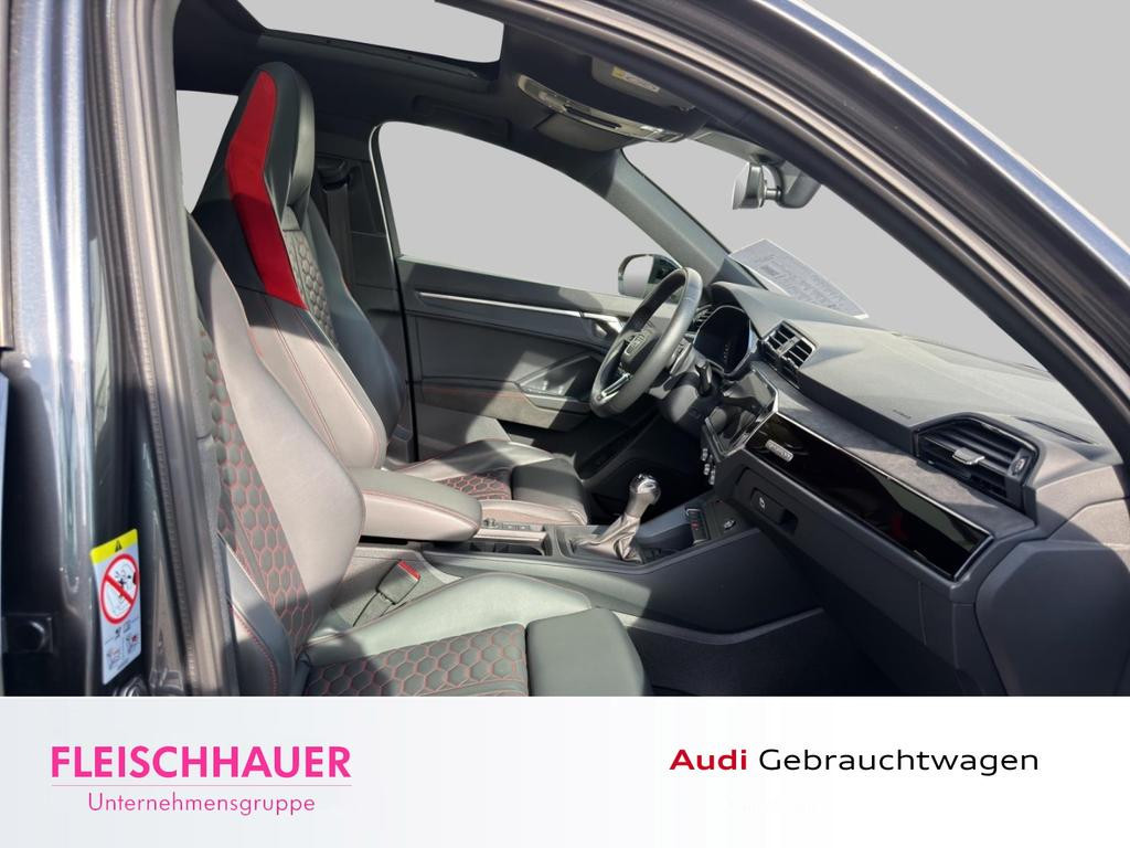 Audi RS Q3