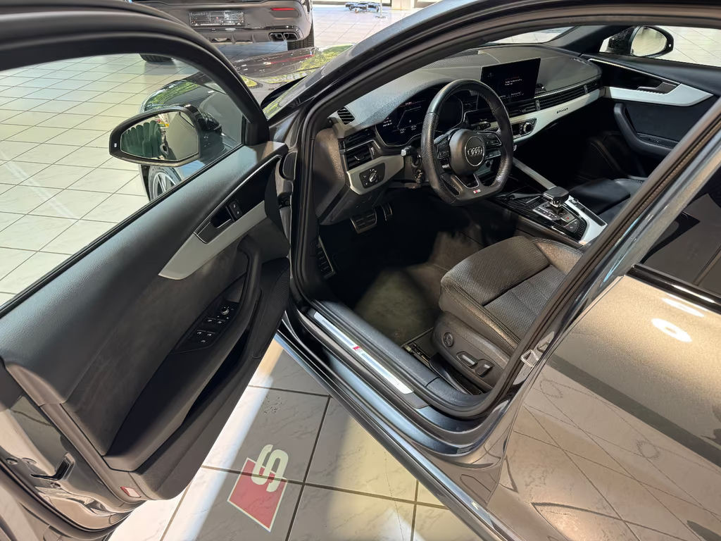 Audi S4
