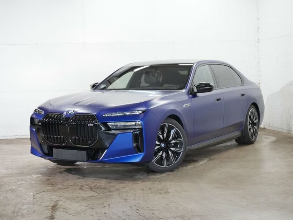 BMW i7 xDrive Executive Sedan M70