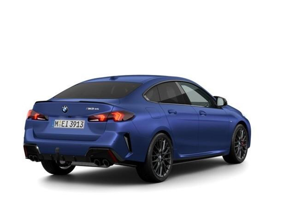 BMW M235