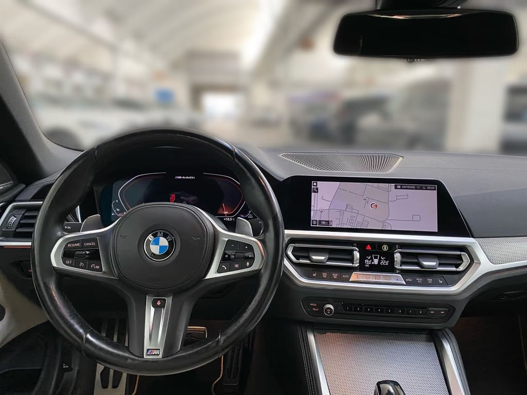 BMW M440