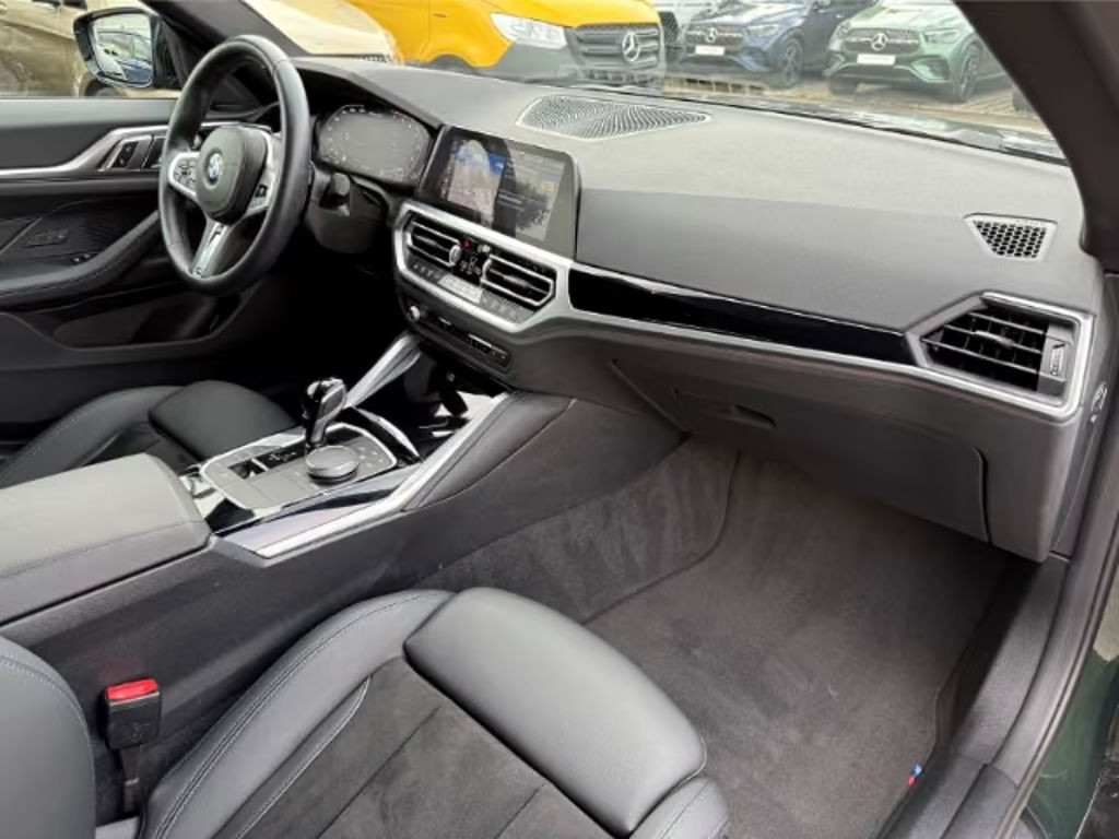 BMW M440