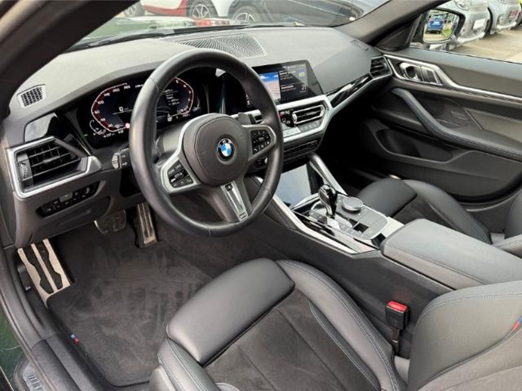 BMW M440