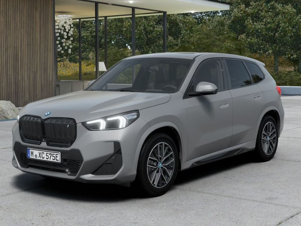 BMW iX1
