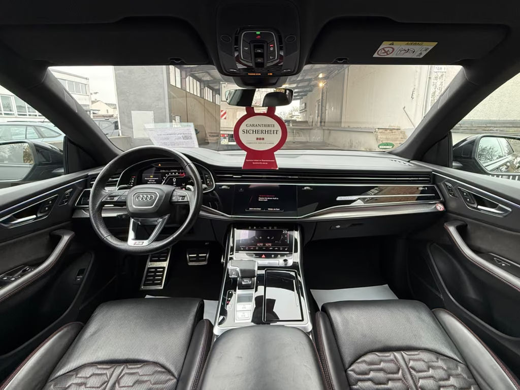 Audi RS Q8