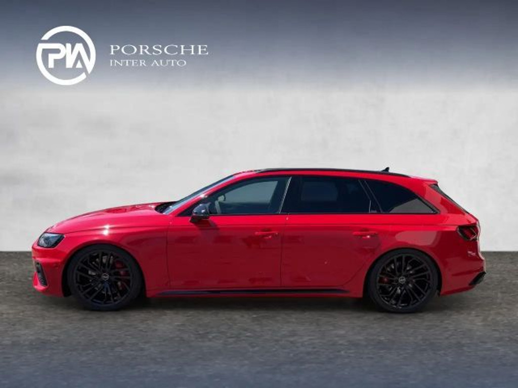 Audi RS4