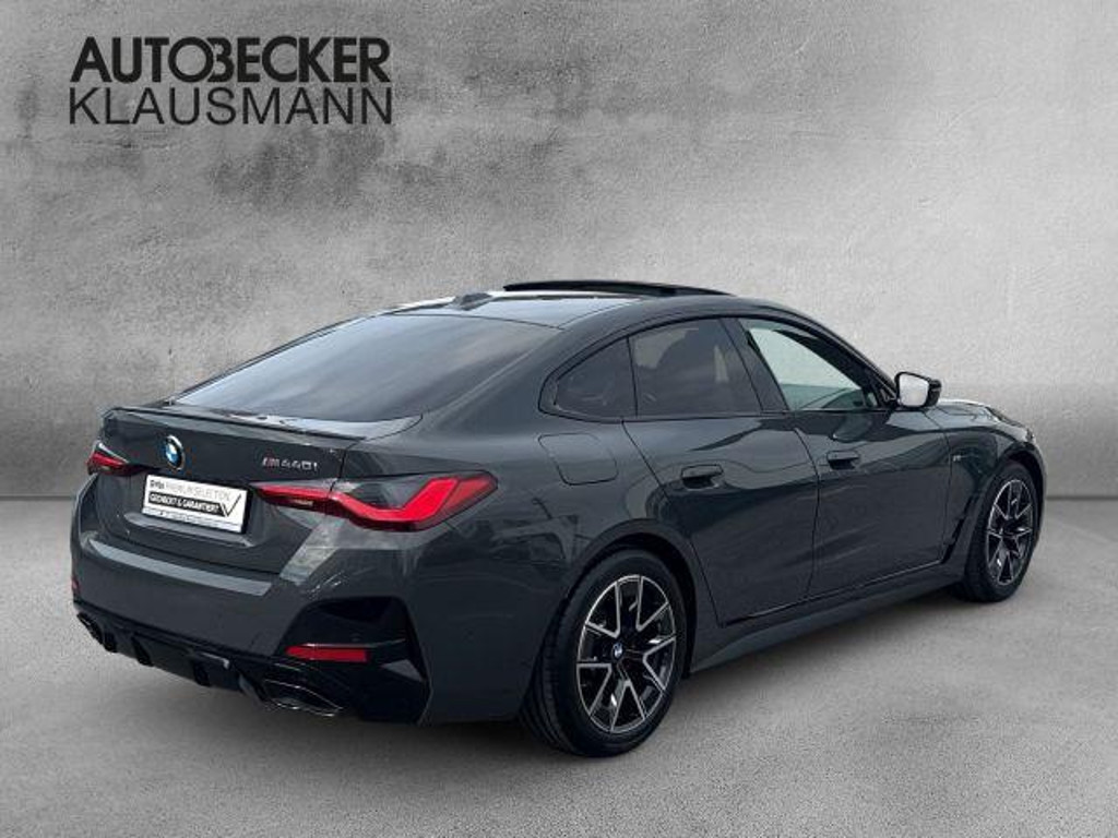 BMW M440