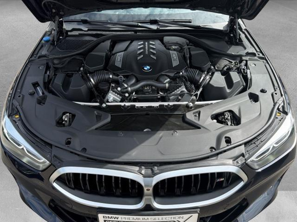 BMW M850