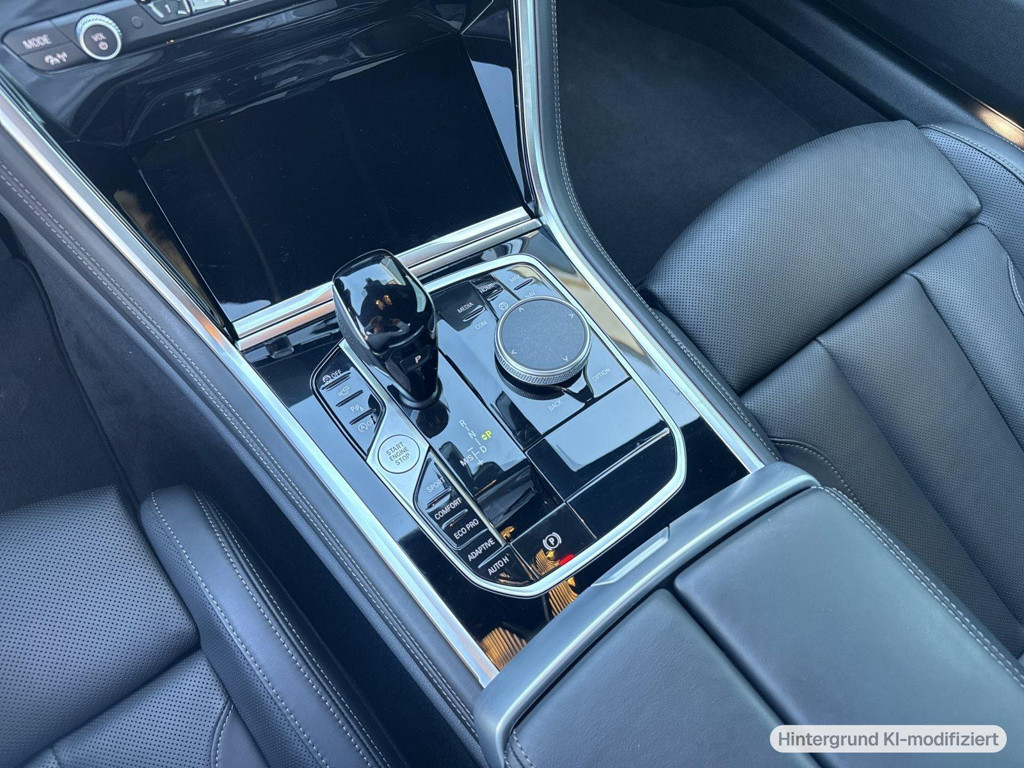 BMW M850