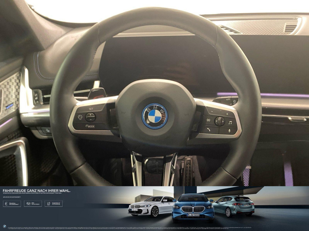 BMW iX1