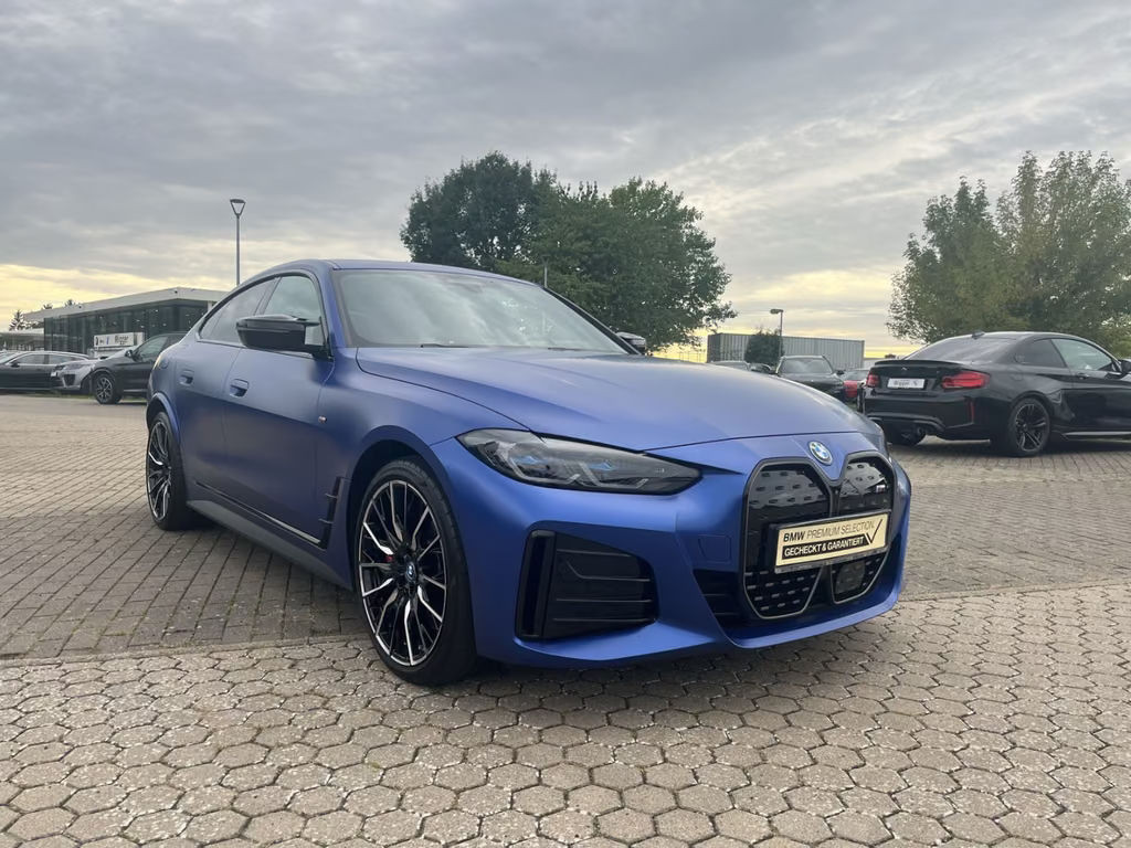 BMW i4