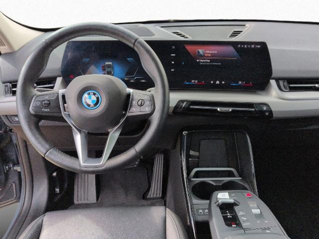 BMW iX2