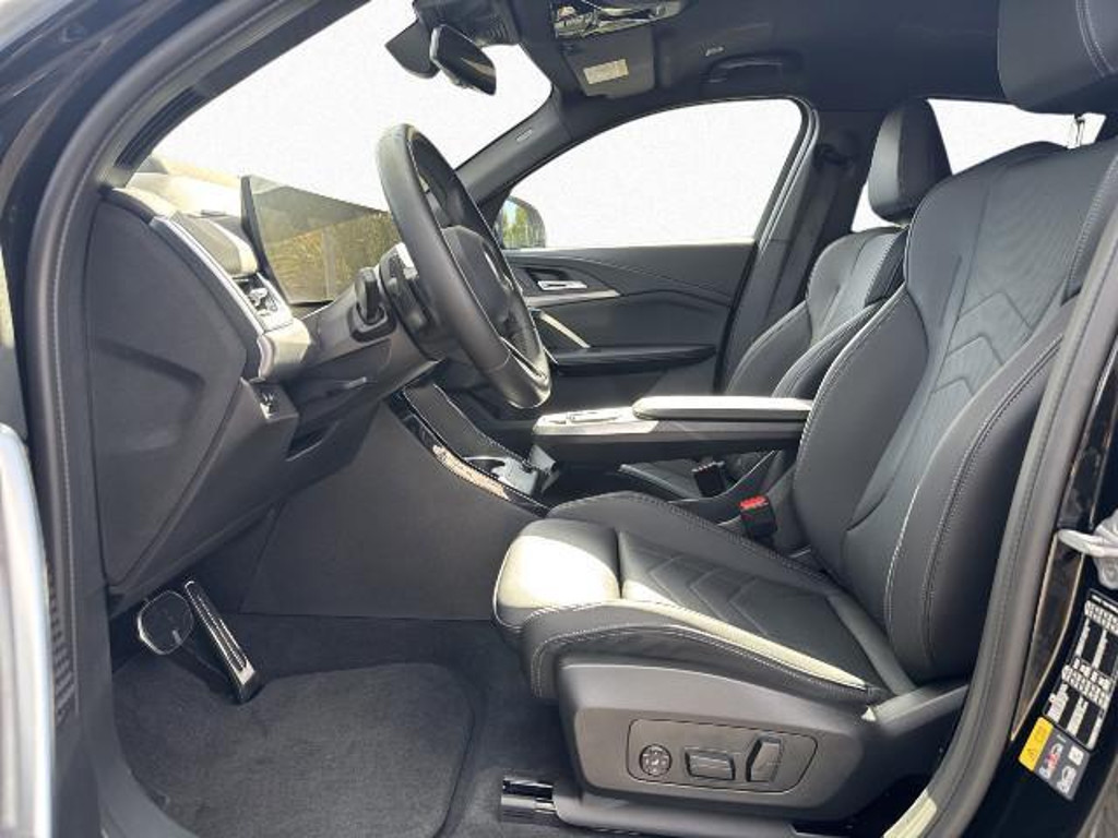 BMW iX2