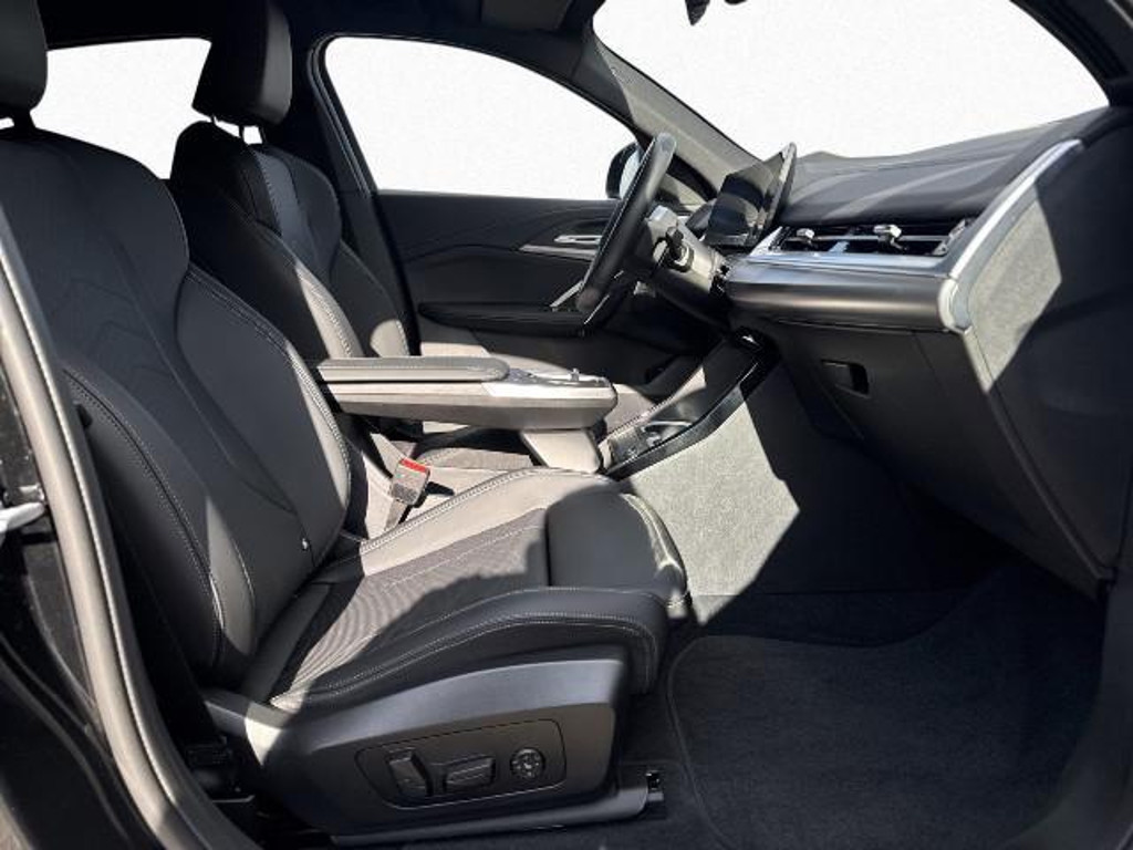 BMW iX2