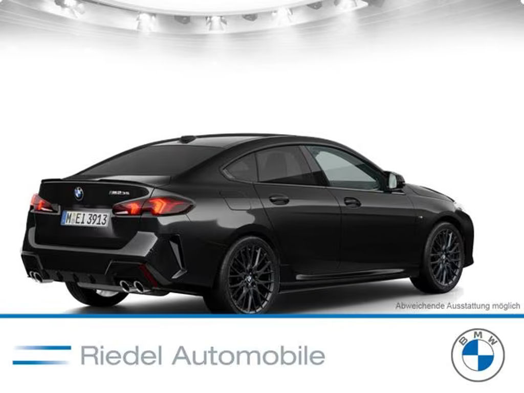 BMW M235