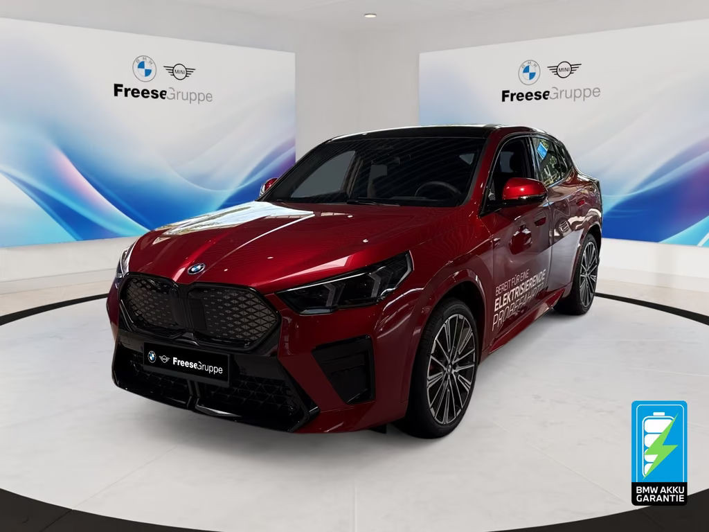 BMW iX2 xDrive30