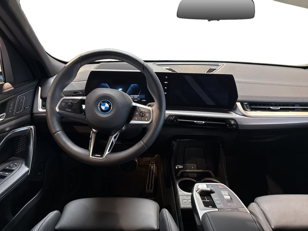 BMW iX2