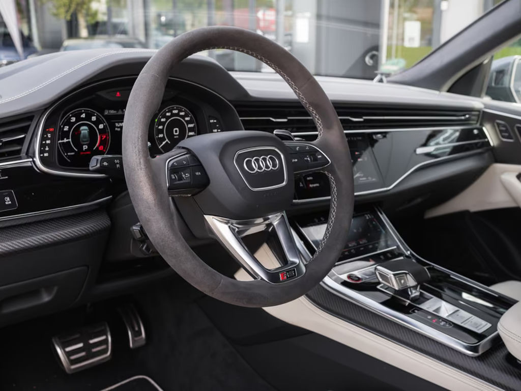 Audi RS Q8