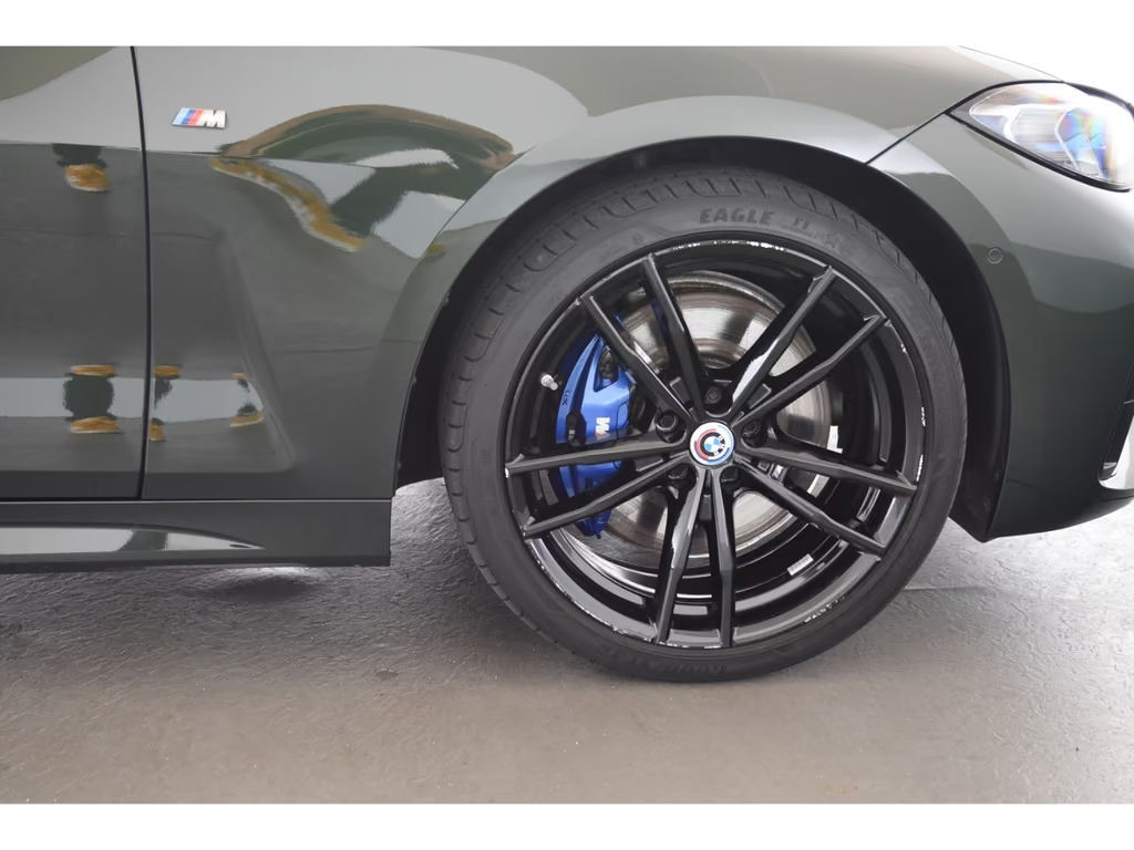 BMW M440