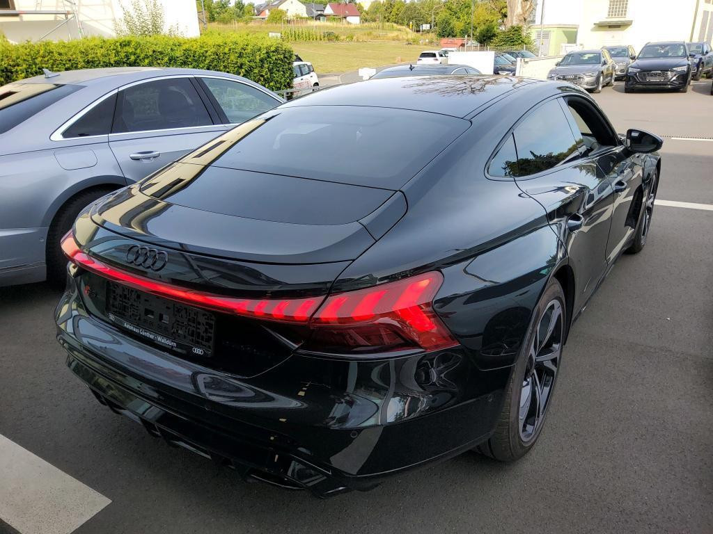 Audi RS e-tron GT