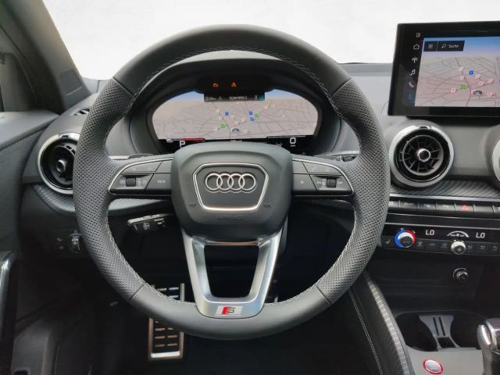 Audi SQ2