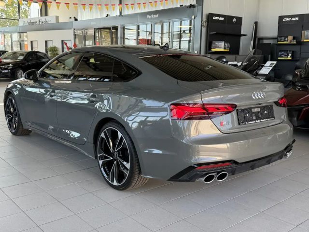 Audi S5