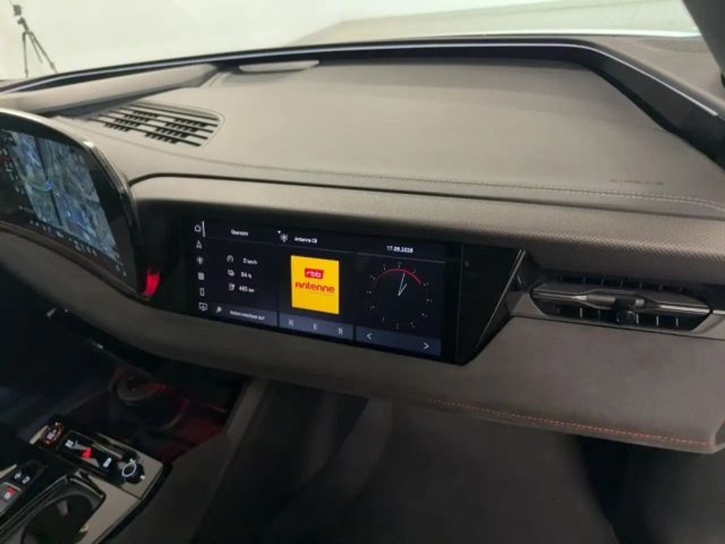 Audi S6 e-tron