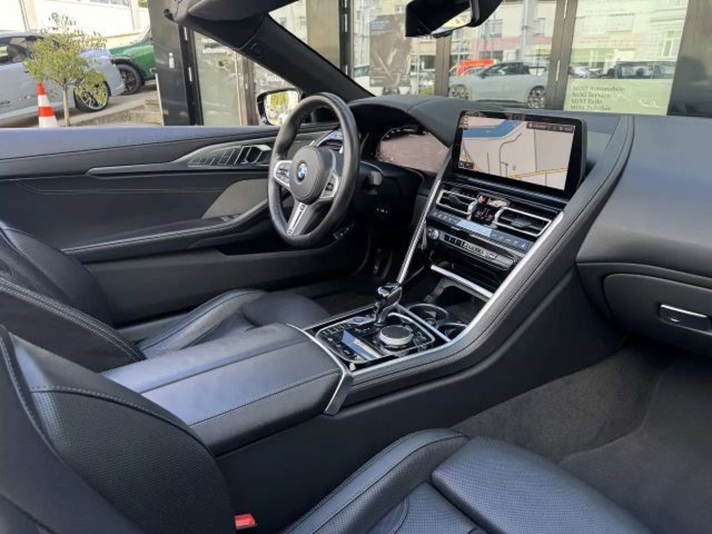 BMW M850