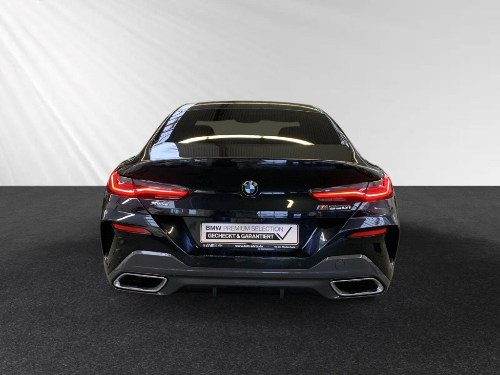 BMW M850
