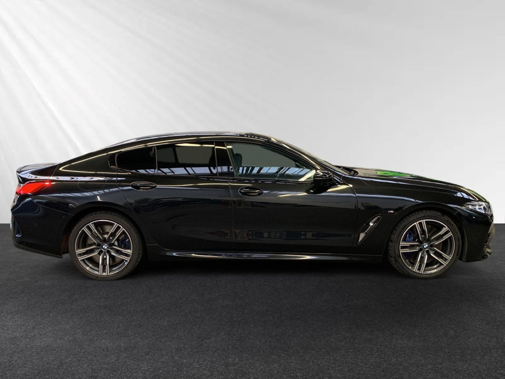 BMW M850
