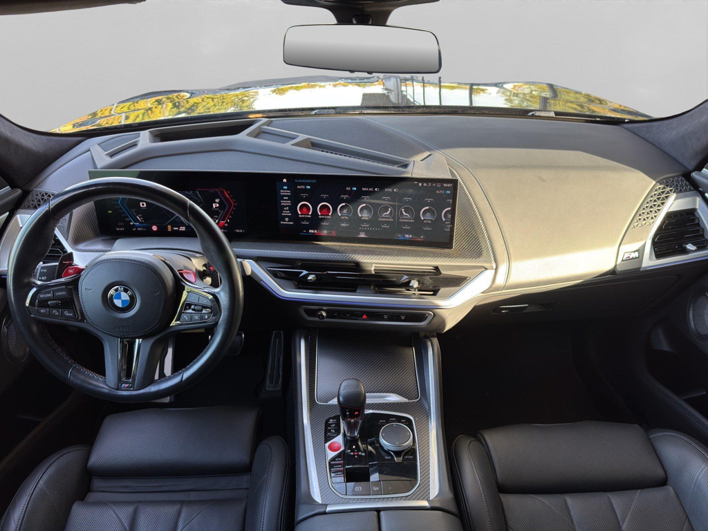 BMW XM