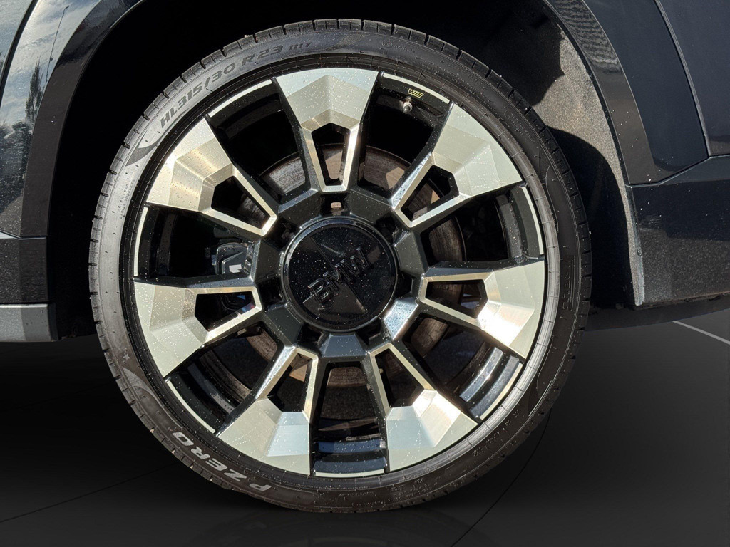 BMW XM