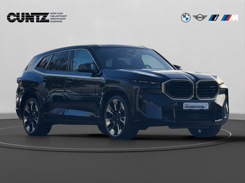 BMW XM