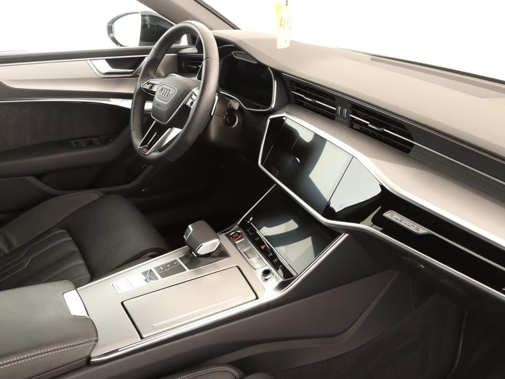 Audi S7