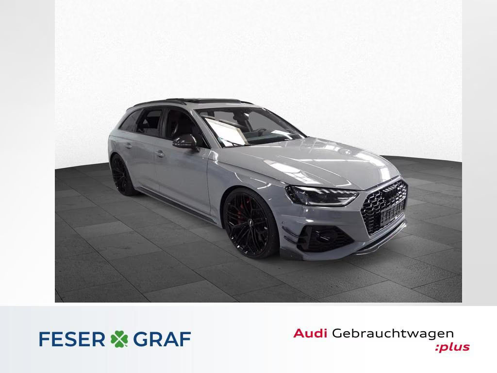 Audi RS4 Avant Quattro