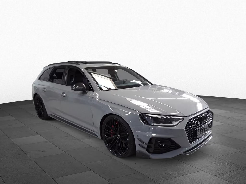 Audi RS4