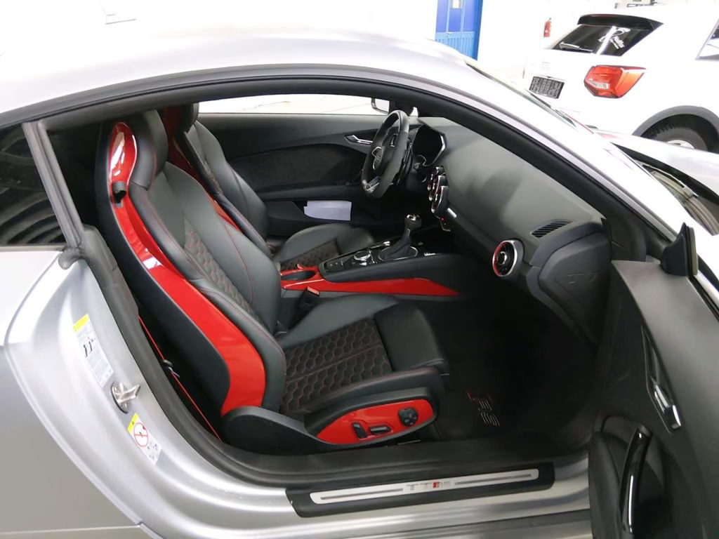 Audi TT RS