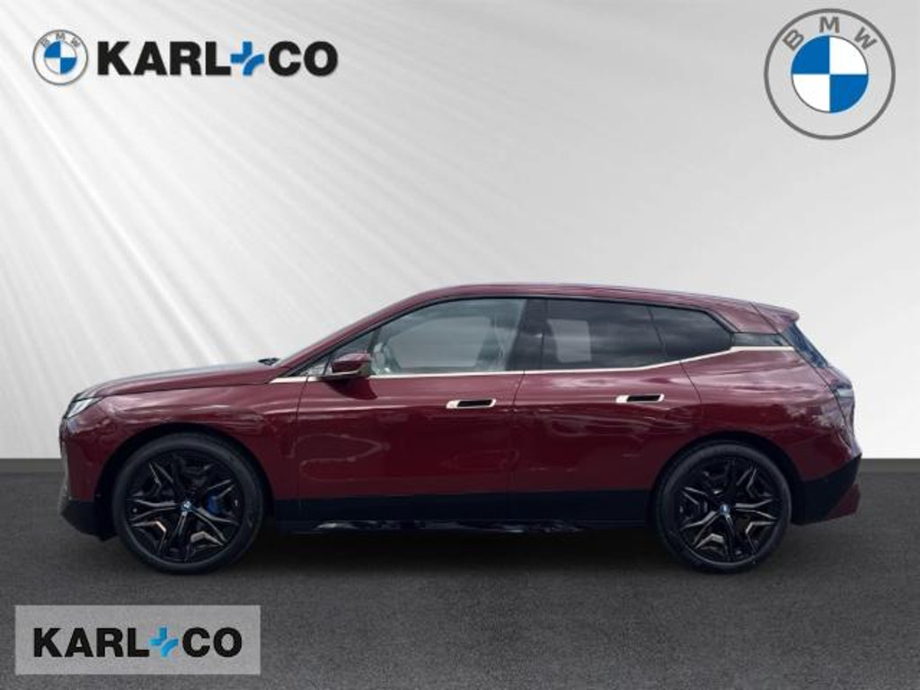 BMW iX