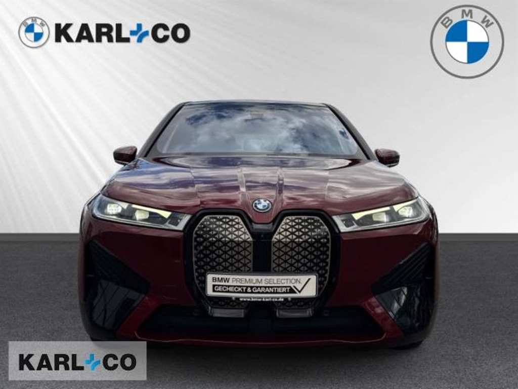 BMW iX