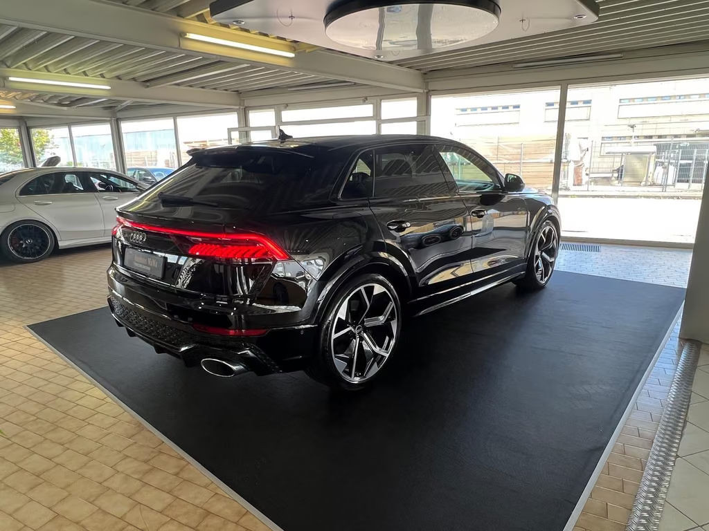 Audi RS Q8