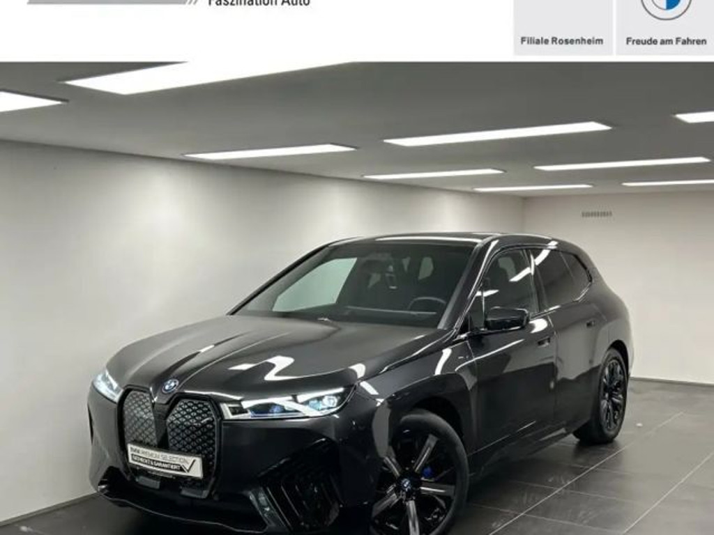 BMW iX xDrive40