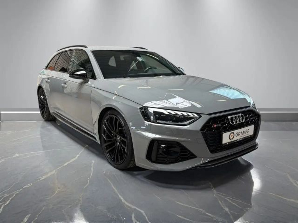 Audi RS4