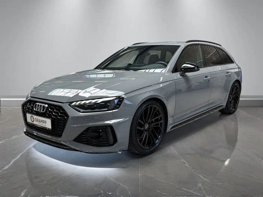 Audi RS4