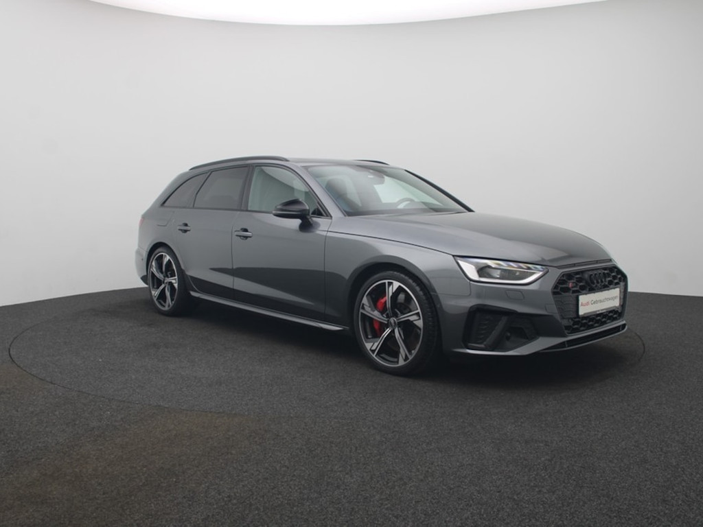Audi S4